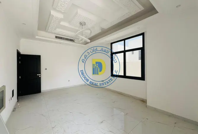 155519574 - Property Image 3