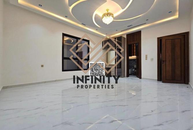136560989 - Property Image 2