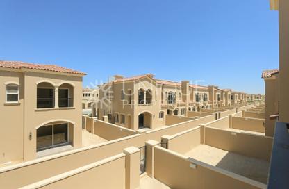 Townhouse - 3 - 4 for rent in Casa Dora - Serena - Dubai