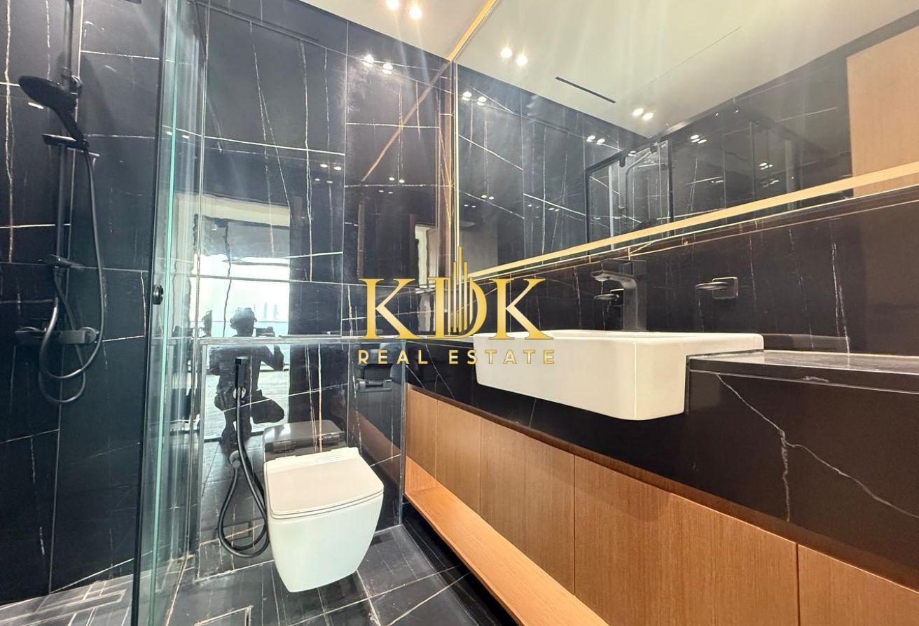 Community View | Higher Floor | Fitted Kitchen photo 6