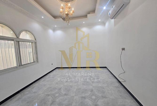103279405 - Property Image 3