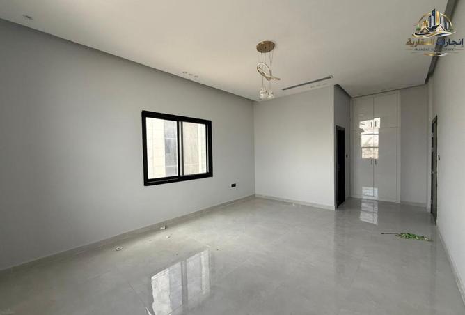 74626099 - Property Image 3