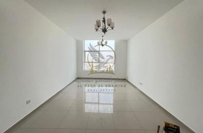 Apartment - 2 Bedrooms - 3 Bathrooms for rent in Al Khan Corniche - Al Khan - Sharjah Apartment - 2 Bedrooms - 3 Bathrooms for rent in Al Khan Corniche - Al Khan - Sharjah