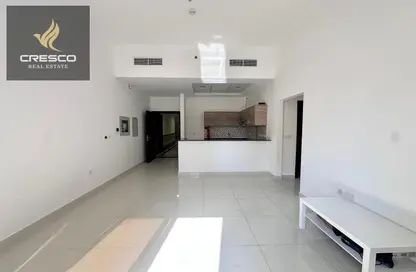 شقة - غرفة نوم - 2 حمامات للايجار في البرج الأسباني - مدينة دبي الرياضية - دبي