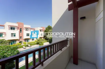 Apartment - 2 Bedrooms - 3 Bathrooms for sale in Waterfall District - Al Ghadeer - Abu Dhabi