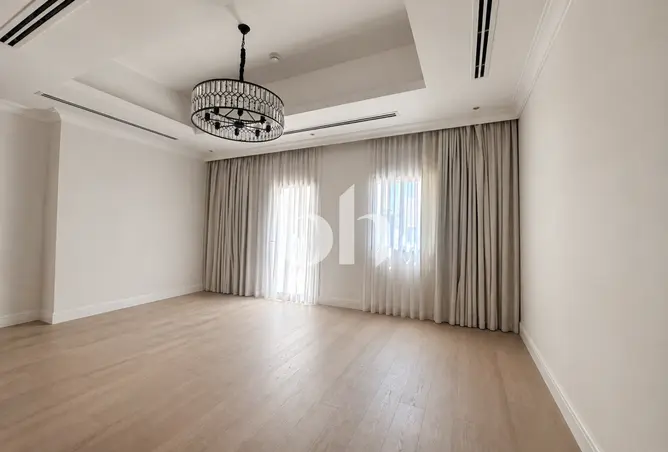 110033421 - Property Image 3
