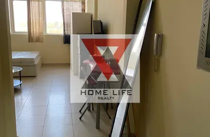 Apartment - 1 Bathroom for rent in Silicon Gates 4 - Silicon Gates - Dubai Silicon Oasis - Dubai