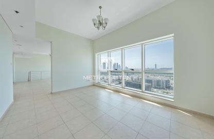 Apartment - 2 Bedrooms - 3 Bathrooms for sale in Dubai Jewel Tower - Dubai Media City - Dubai