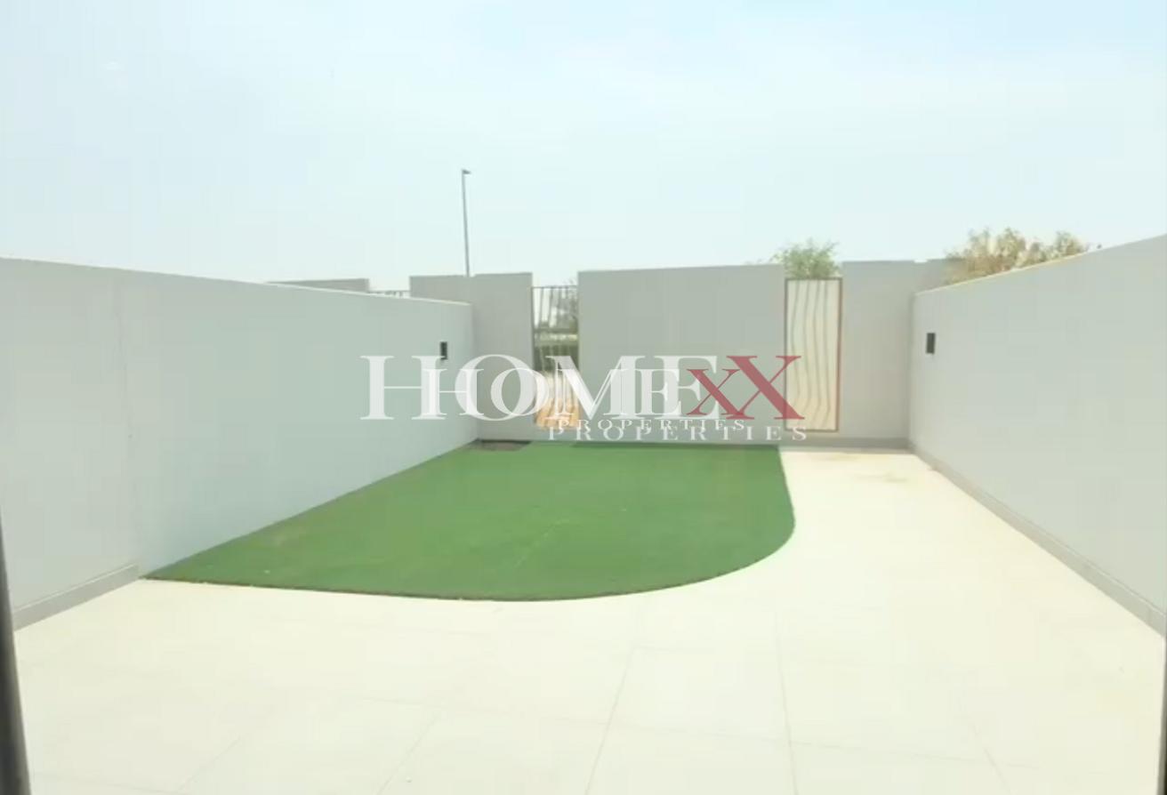 Spacious 2BR | Garden View | MAG Eye photo 11