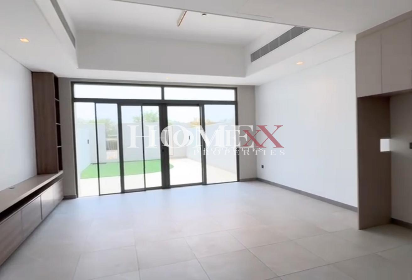 Spacious 2BR | Garden View | MAG Eye photo 8