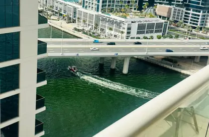 شقة - غرفة نوم - 2 حمامات للايجار في ماي فير ريزيدنسي - الخليج التجاري - دبي