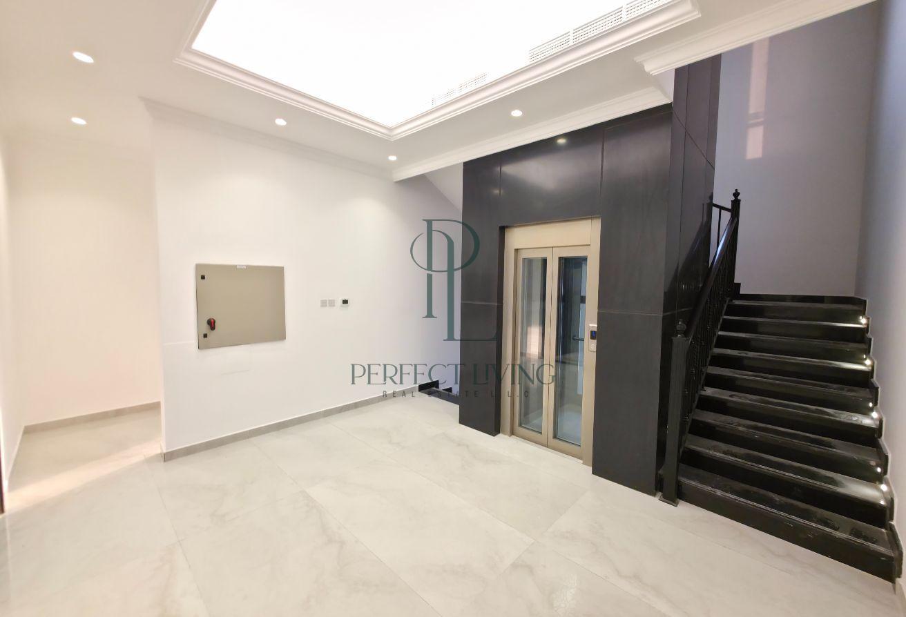 Spacious Villa | Private Pool | Prime Family Home photo 24