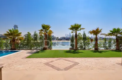 Villa - 6 Bedrooms - 6 Bathrooms for rent in Signature Villas Frond M - Signature Villas - Palm Jumeirah - Dubai