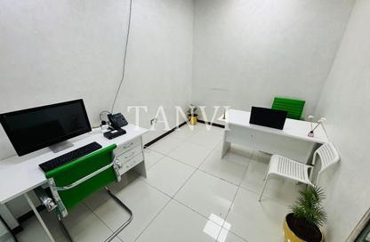 Office Space - Studio - 1 Bathroom for rent in Al Fajer Complex - Oud Metha - Bur Dubai - Dubai