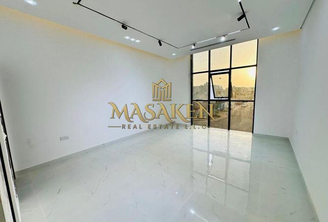 84483338 - Property Image 3
