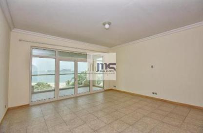 Apartment - 2 - 3 for rent in Al Khudrawi - Shoreline Apartments - Palm Jumeirah - Dubai