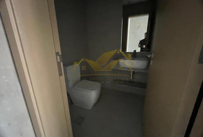 74235008 - Property Image 2