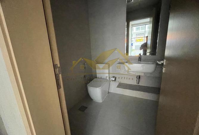 74235008 - Property Image 3