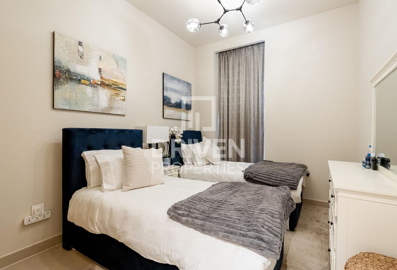 Fully Furnished | High Floor | Full Park View photo 7