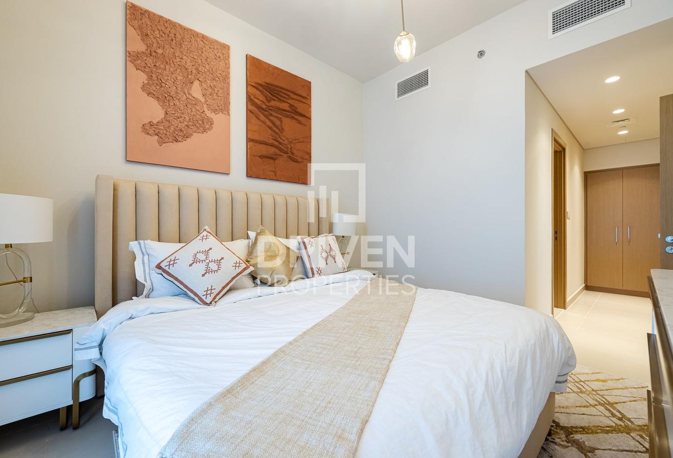 Fully Furnished | High Floor | Full Park View photo 5