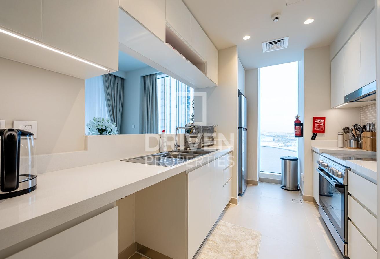 Fully Furnished | High Floor | Full Park View photo 8