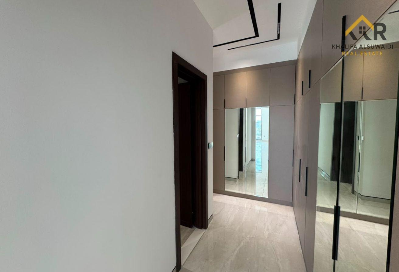 Ultra Luxury | Private Elevator | Brand New photo 12