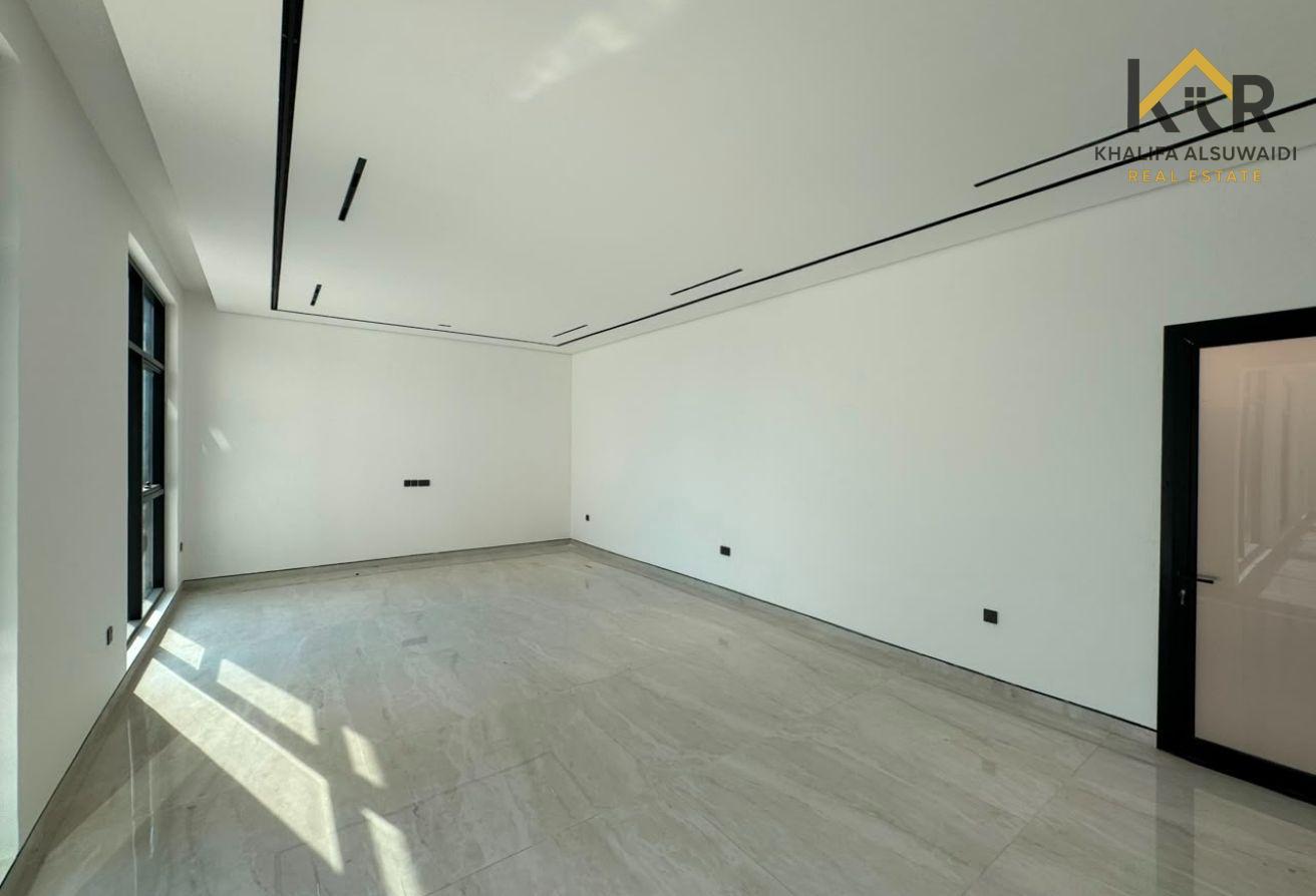 Ultra Luxury | Private Elevator | Brand New photo 20