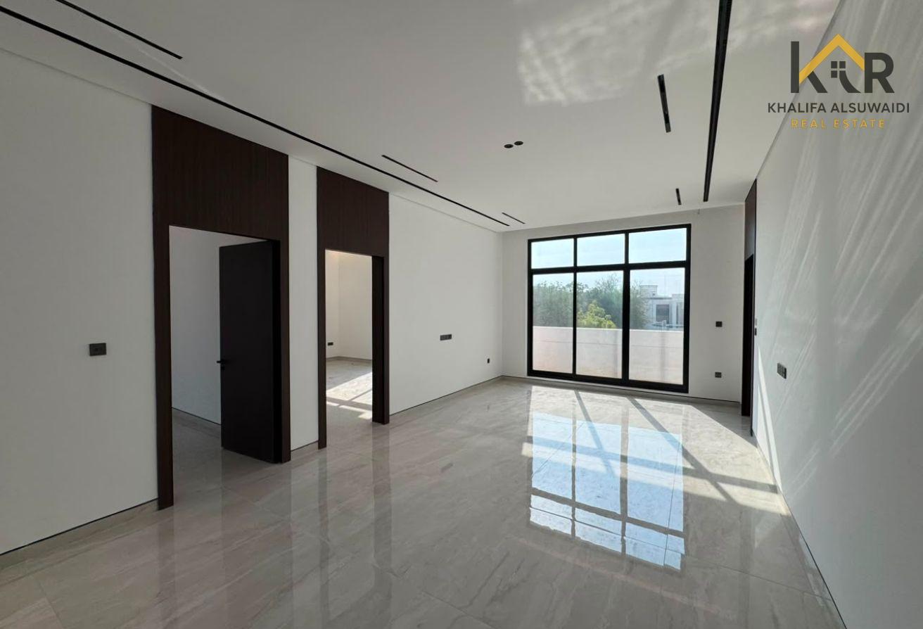 Ultra Luxury | Private Elevator | Brand New photo 8
