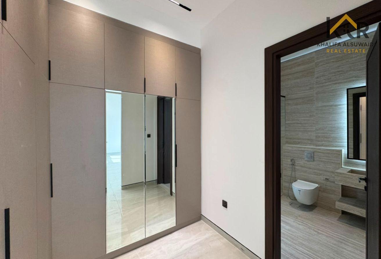 Ultra Luxury | Private Elevator | Brand New photo 19