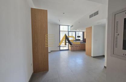 Apartment - 1 Bedroom - 2 Bathrooms for rent in Al Mamsha - Muwaileh - Sharjah Apartment - 1 Bedroom - 2 Bathrooms for rent in Al Mamsha - Muwaileh - Sharjah