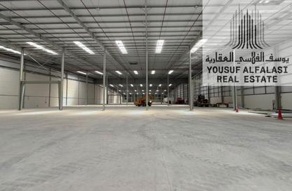 Warehouse - Studio - 5 Bathrooms for rent in Umm Al Thuoob - Umm Al Quwain