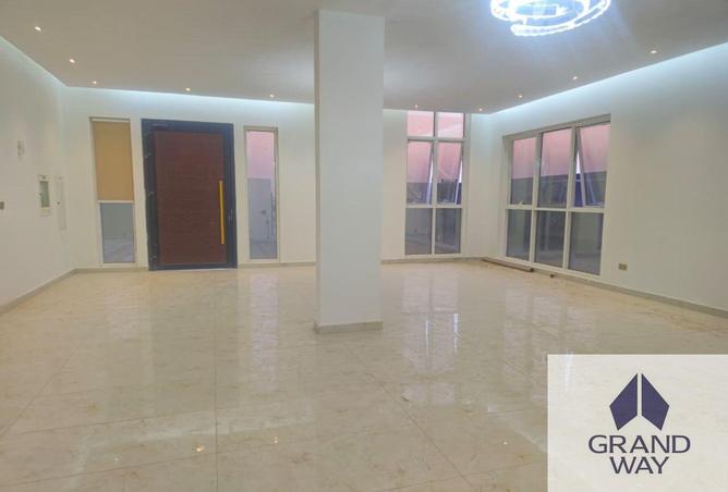 117700900 - Property Image 2