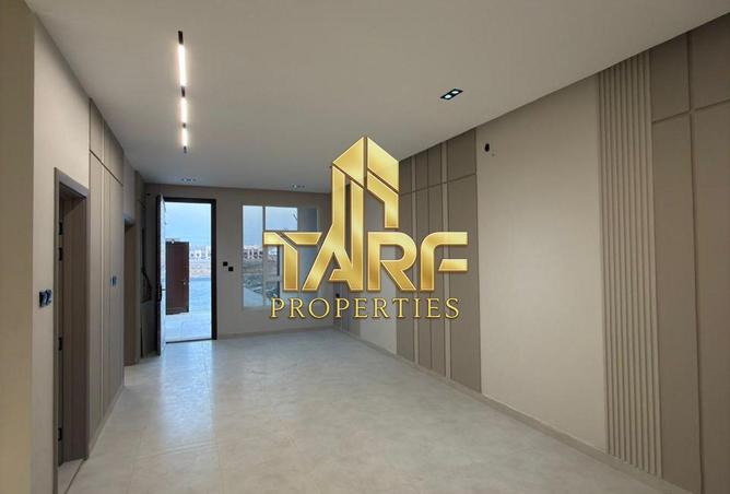 136567657 - Property Image 2