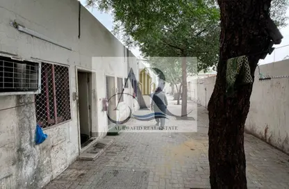 سكن عمال - استوديو - 8 حمامات للايجار في السجع إس - الصجعة - الشارقة