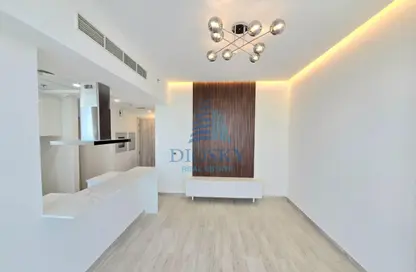 شقة - غرفة نوم - 2 حمامات للايجار في ذا ايست كريست - ديستريكت 17 - قرية جميرا الدائرية - دبي