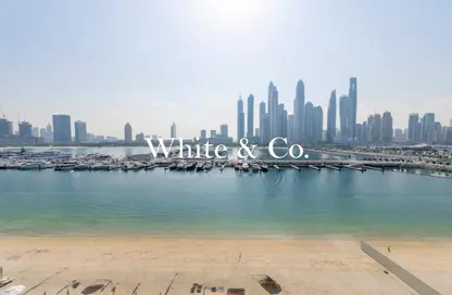 Apartment - 1 Bedroom - 1 Bathroom for sale in Sunrise Bay Tower 1 - Sunrise Bay - Emaar Beachfront - Dubai Harbour - Dubai