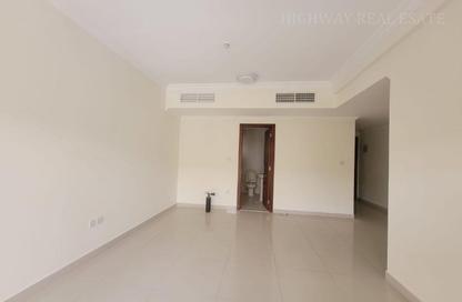 Apartment - 3 Bedrooms - 3 Bathrooms for rent in Muwaileh 29 Building - Muwaileh - Sharjah