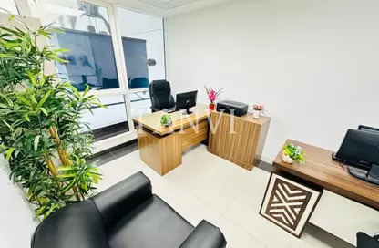 مكتب - غرفة نوم - 1 حمام للايجار في مبنى بيزنس اتريوم - عود ميثاء - بر دبي - دبي مكتب - غرفة نوم - 1 حمام للايجار في مبنى بيزنس اتريوم - عود ميثاء - بر دبي - دبي