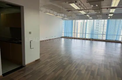 مكتب - استوديو - 1 حمام للايجار في صبحة زفير - الخليج التجاري - دبي