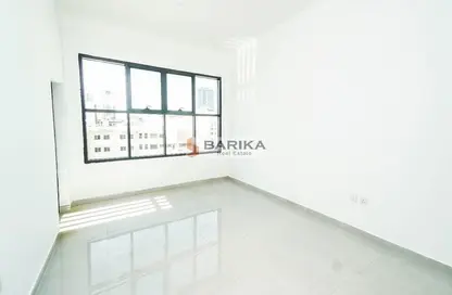 شقة - غرفة نوم - 2 حمامات للايجار في بناية 88 - ارجان - دبي