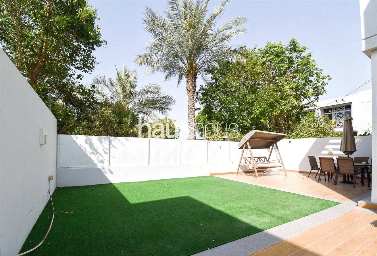 Fully Upgraded | Park Backing | Jacuzzi photo 16