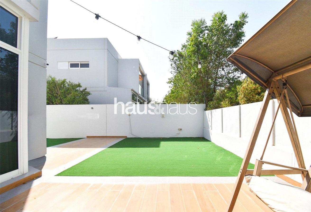 Fully Upgraded | Park Backing | Jacuzzi photo 21