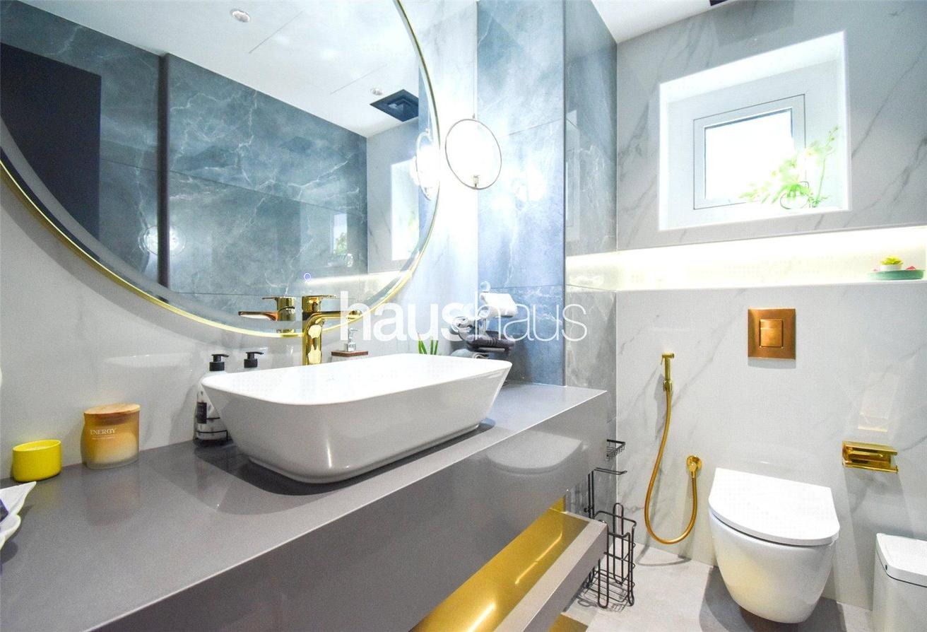Fully Upgraded | Park Backing | Jacuzzi photo 17