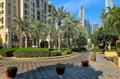 شقة - 2 غرف نوم - 3 حمامات للايجار في ينسون 5 - ينسون - دبي القديمة - وسط مدينة دبي - دبي