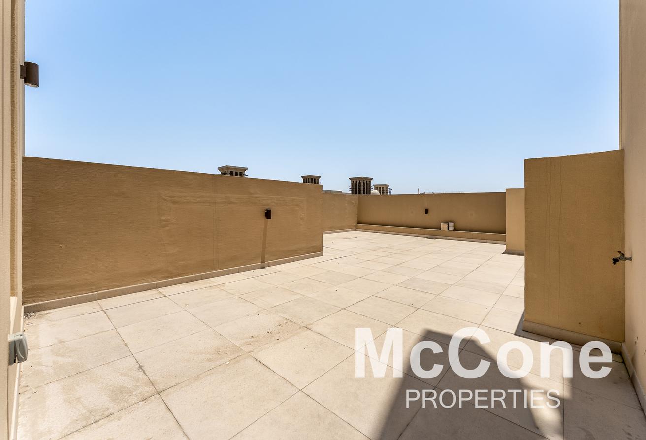 Premium Penthouse | Burj View | Luxury Furniture photo 26