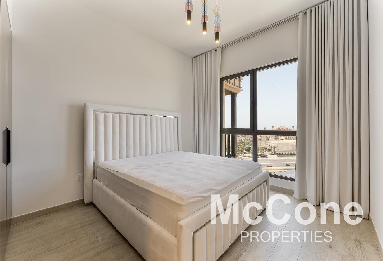 Premium Penthouse | Burj View | Luxury Furniture photo 16