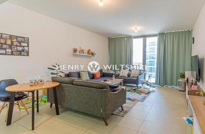 Apartment - 2 Bedrooms - 3 Bathrooms for rent in Al Zeina - Al Raha Beach - Abu Dhabi