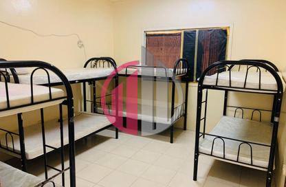 Labor Camp - Studio - 7+ Bathrooms for rent in M-37 - Mussafah Industrial Area - Mussafah - Abu Dhabi