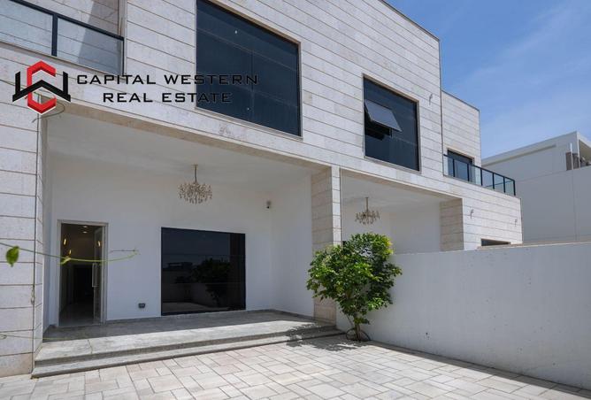 81924414 - Property Main Image