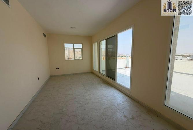 130657618 - Property Image 2
